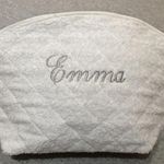 Trousse de toilette broderie offerte