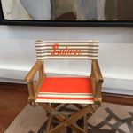 Fauteuil Metteur en scène personnalisé toile basque orange ficelle