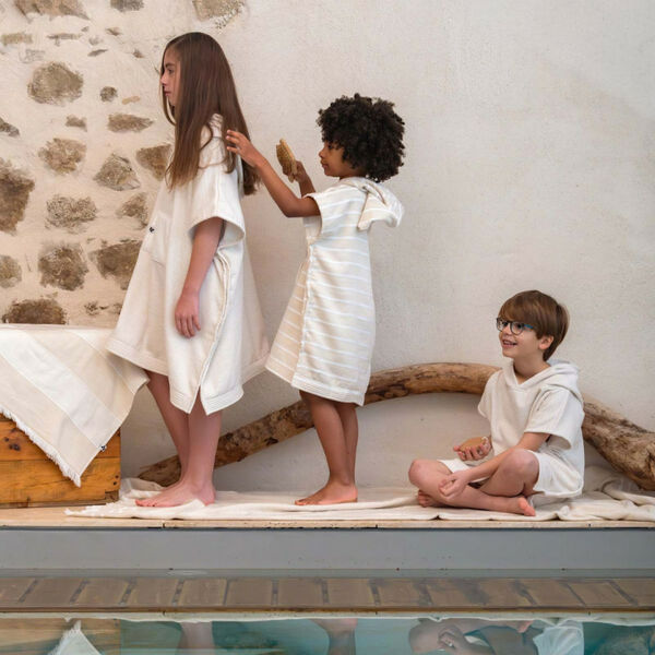Robe de chambre, Poncho